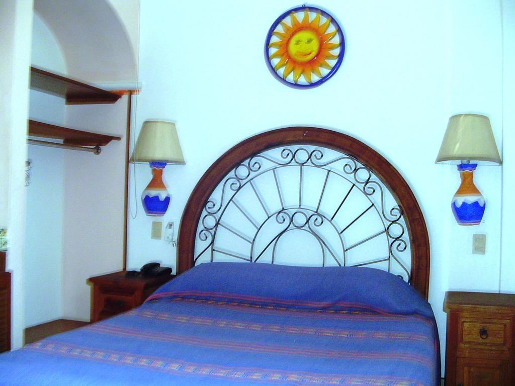 Hotel & Suites Coral Puerto Vallarta Cameră foto